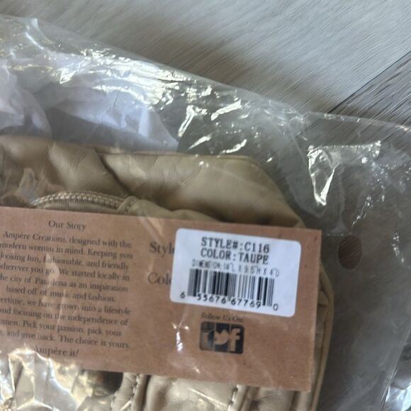 Ampere Creations Bethany Womens Crossbody Taupe NWT in packaging - Picture 8 of 9